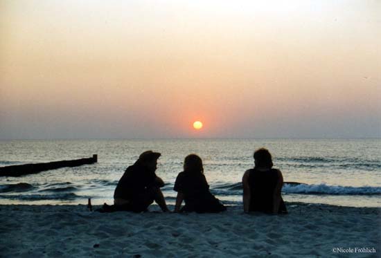 34_im_Sonnenuntergang_sitzen