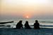 34_im_Sonnenuntergang_sitzen
